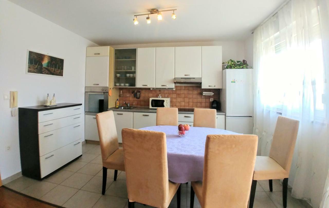 Family Style Apartma